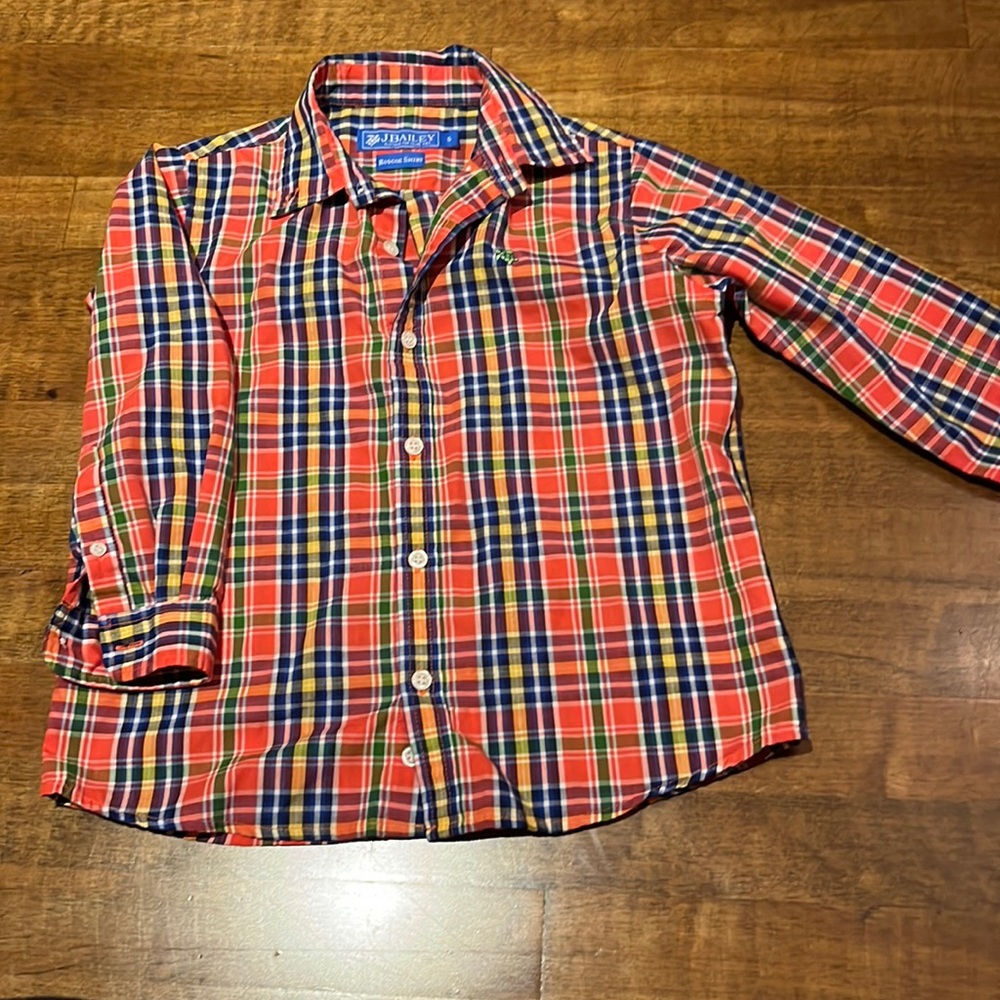 Boys long sleeve button down size 5